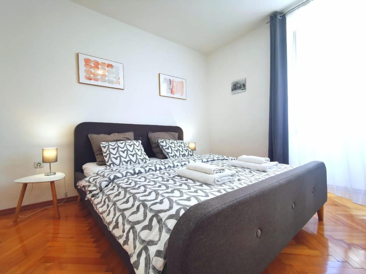 One Bedroom Apartment In The Old Town Split Buitenkant foto