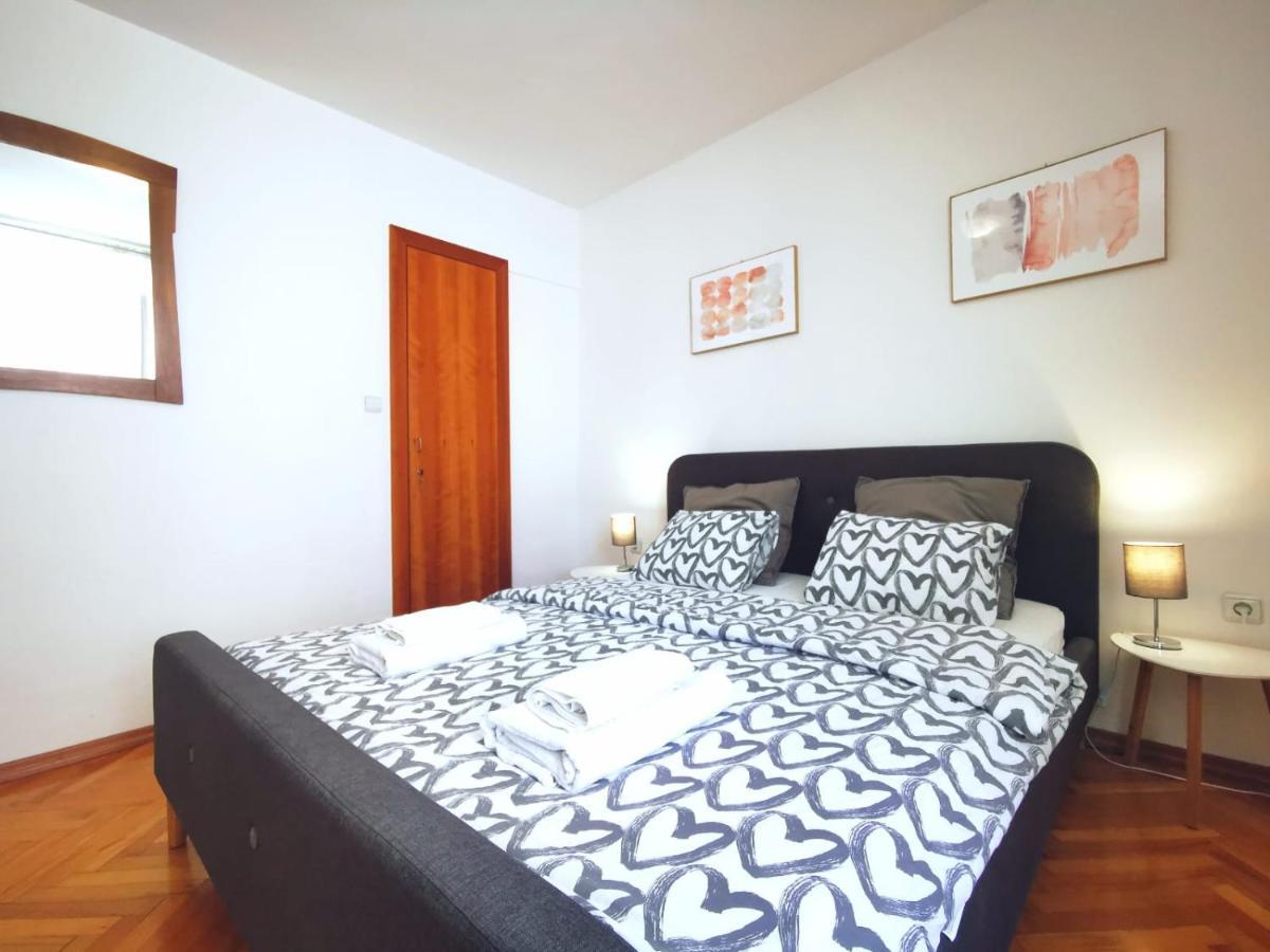 One Bedroom Apartment In The Old Town Split Buitenkant foto